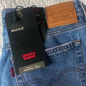 Levi’s Wedgie jeans size 31